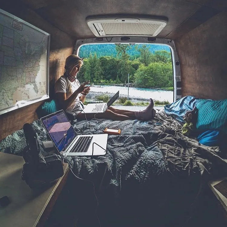 Acompañamiento Premium "Van Life" – Transforma tu vehículo en tu hogar sobre ruedas